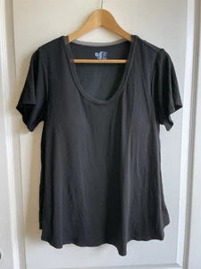 SHEBIRD Short Sleeve Top Women's BLACK Top size 6 Built In Bra Top - Picture 1 of 4