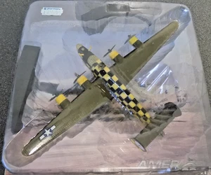 CONSOLIDATED B-24D LIBERATOR USAAF 448TH BOMBING GROUP   1:144 SCALE BY AMER-COM - Picture 1 of 2