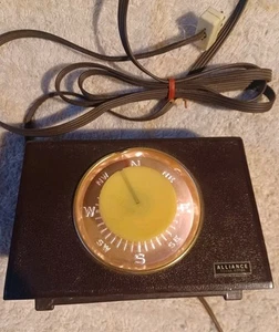 Vintage ALLANCE TENNA ROTOR ROTATOR Controller Antenna Model U-100 Powers On - Zdjęcie 1 z 7