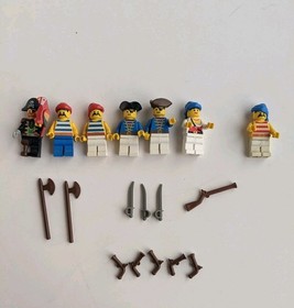 Vintage 80s LEGO 6285 Black Seas Barracuda Pirates Figures & Weapons INCOMPLETE 