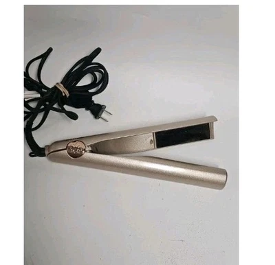 Tyme Iron Pro Rose Gold 2 in 1 Hair Curler Straightener 5 Heat Settings - Image 1 of 3