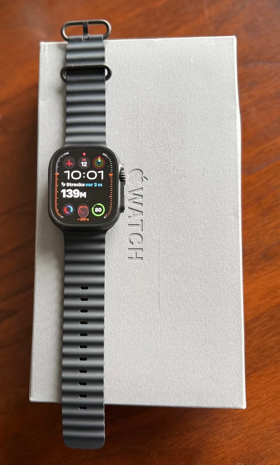 APPLE Watch Ultra 2 (2024) 49 mm Titangehäuse Oceanband Schwarz MX4P3FD/A Top!! - Bild 1 von 2