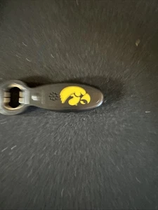 Abridor de botellas parlante Iowa Hawkeyes de colección - Funciona - Imagen 1 de 5