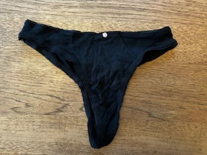 Victoria's Secret Pure Black Solid MEDIUM Stretch Cotton High Leg Thong Panty VS - Picture 1 of 2