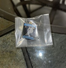 Defunct 1990s IHL Hockey Atlanta Knights Pin