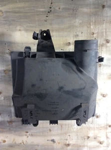 VW T4 VOLKSWAGEN TRANSPORTER 1.9 TD ABL AIR FILTER BOX 028129607M - Picture 1 of 6