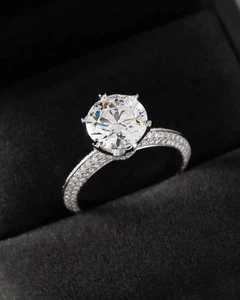 Anillo de boda de diamantes cultivados en laboratorio con certificación IGI/GIA de corte redondo de 3,50 quilates platino 950 - Imagen 1 de 7
