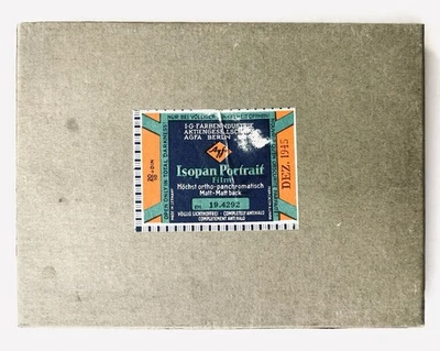 Портретная пленка AGFA Isopan 1945 - 9 см X 12 см, новая нераспечатанная коробка, IG Farben Berlin - Изображение 1 из 3