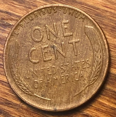 1942 Lincoln Wheat Cent Streaky Woody Improper Alloy Mix Error Unique Eye Appeal - Image 1 of 4