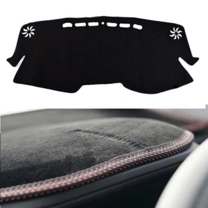 Velvet Non-Slip Dash Cover BL w/ Red Stitch for 12/2016 ~ 2020 Toyota C-HR C-HR - Bild 1 von 11