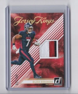 MAGLIA CALCIO BIJAN ROBINSON 2024 DONRUSS KINGS 3 COLORI MEMORABILIA CARD-#/100 - Foto 1 di 24