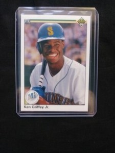 KEN GRIFFEY JR. 1990 Upper Deck #156 Mariners RARE SPELLING ERROR CARD. NM