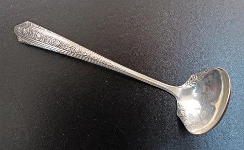 Wallace Sterling Normandie 5 3/8" Cream Ladle Cover