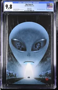 🔥🔥🔥 Blue Book #1 Variant F CGC 9.8 2023 Glow Dark Horse Comics Hot Aliens  - Picture 1 of 2