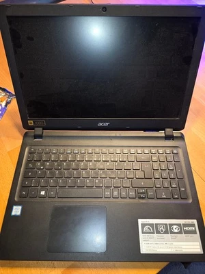 Acer Aspire ES15, ES1-572-30K0, i3 6006u, 4 GB DDR4, 1 TB HDD, Win 10 Home - Bild 1 von 4