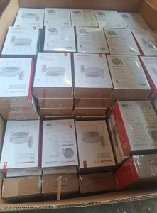 100 LOT Honeywell Home RDWL415A Series 4 Portable Wireless Doorbell + Nightlight - Picture 1 of 3