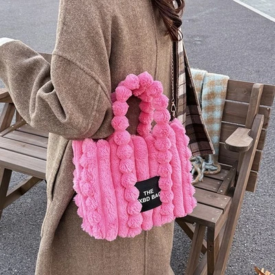 Plush Tote Bag With Chain And Magnet Clo For Casual Daily Use - Image 1 of 4