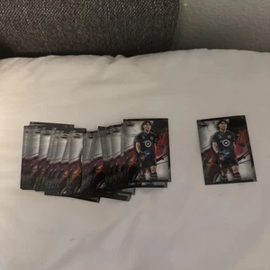 25 2024 Topps Finest MLS Sang-Bin Jeong Karten Lot ideal für IP Autos - Bild 1 von 2