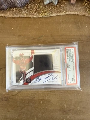 Parche automático Panini Immaculate WWE 2022 Bianca Belair/99 PSA 9 Foto 1 de 4