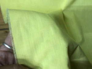VTG 1960s Lemon Yellow Lightweight Cotton Fabric *Quilting *Crafts 23"W x 1/2yd - Picture 1 of 3