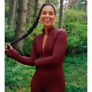Athleta x ALICIA KEYS Goddess Bodysuit Jumpsuit S Small | Maroon #450639 NEW - Picture 1 of 3