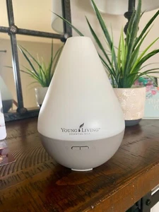 Young Living Essential Oils dewdrop diffuser humidifier atomizer aromatherapy - Picture 1 of 11