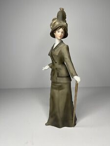 HOME INTERIORS Lady Figurine Masterpiece Porcelain LILLIAN With Cane 14053-05