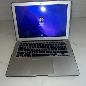 Apple MacBook Air 13" 2015 8GB RAM 256GB SSD Intel Core i5 1,6GHz Silber - Bild 1 von 12