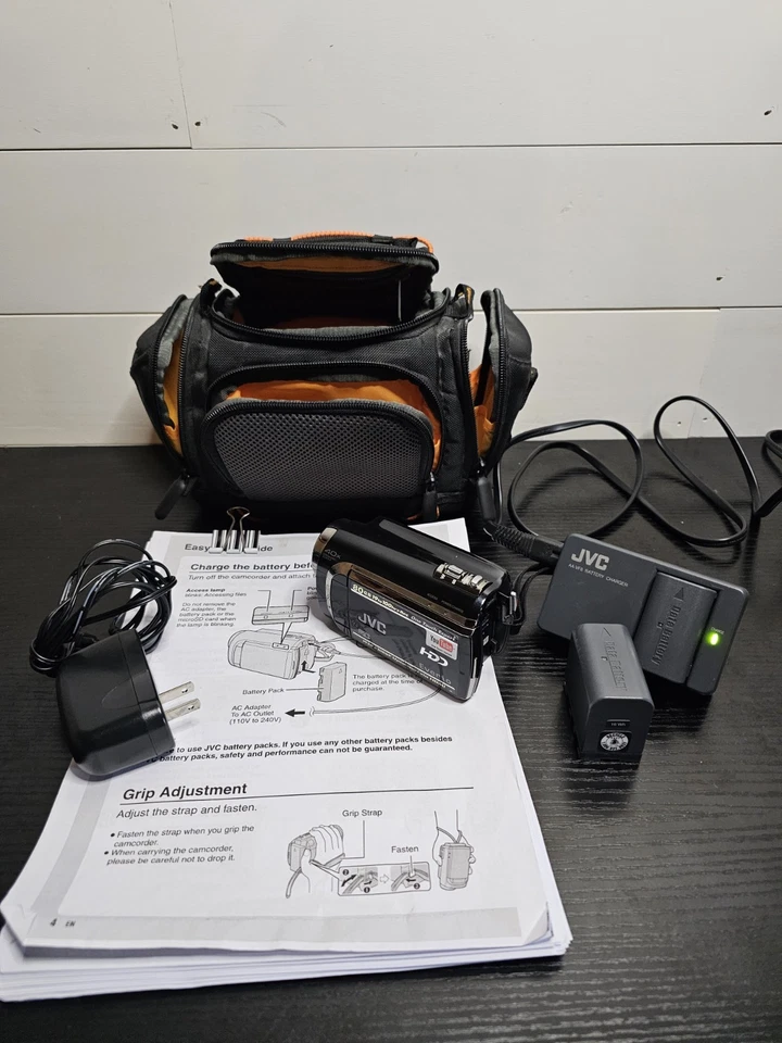 Videocámara JVC Everio GZ-MG670BU 80GB HDD + 2 baterías y cargador Foto 1 de 4