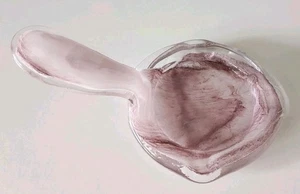 Außergewöhnlicher Vintage Aschenbecher aus Glas mit Griff, rosa und Flieder - Bild 1 von 8