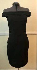 $395 Halston Heritage Off the Shoulder Black Sheath Dress Knee Length Stretch 8 - Picture 1 of 8