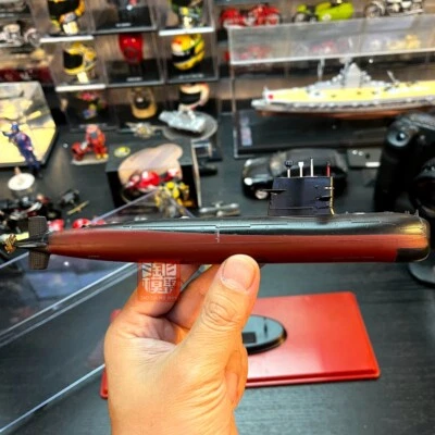 1：350  Model of Chinese Song class attack submarine HOT Foto 1 de 4