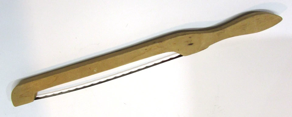 Cuchillo para rebanadas de pan con mango de madera artesanal vintage con hoja dentada Foto 1 de 2