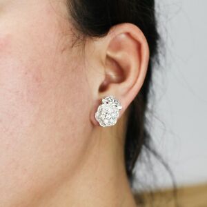 PALLADIUM CLUSTER STUD EARRINGS WITH ROUND DIAMOND AND BAGUETTES