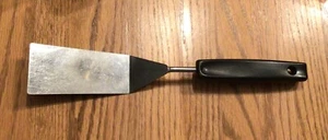 Vintage Foley MPLS Stainless Flipper Lifter Spatula Turner Server 11” Black - Picture 1 of 8