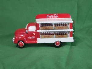 DEPT 56 Coca Cola Delivery Truck Original Snow Village Zubehör mit Box #54798 - Bild 1 von 10