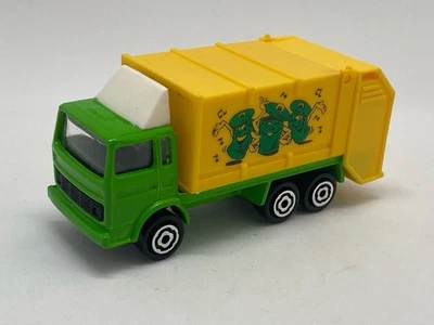 Tomica size Majorette garbage truck - Image 1 of 2