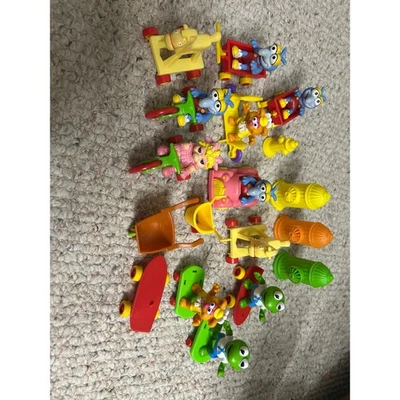 Vintage Muppet Babies Vehicle Toy Lot 27 Pieces Mini Figures - Image 1 of 4