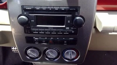 Receptor de radio OEM chasis cabina compatible con camioneta Dodge 3500 06-10 880502 Foto 1 de 4