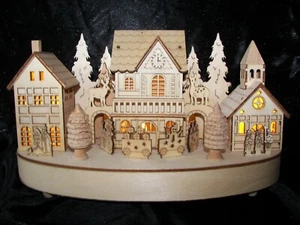 Nicole's Woodland Village découpé au laser hiver pays des merveilles LED s'allume Noël - Photo 1/10