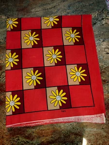 Vintage 795 Flower Power Daisy Brushed Cotton Cheater Quilt Craft Fabric 100x82" - Picture 1 of 11