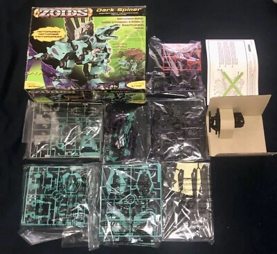2001 Hasbro ZOIDS Dark Spiner #60 1:72 Scale Model w/ Motor - NEW - Open Box  - Image 1 of 4