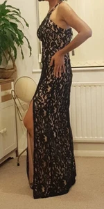 BCBG Evening Dress Black Lace Floral Contrast With Tan Lining Stretch Size 8-10 - Picture 1 of 6