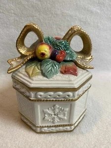 Fitz and Floyd Classics - Holiday Fruit with Ribbon Lidded Container/Trinket Box - Picture 1 of 7