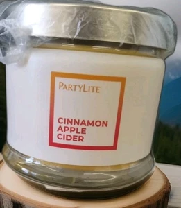 PartyLite CINNAMON APPLE CIDER🍏🍷3 Docht Duftwachsglas OVP G73H2074 Zimtapfel🌲 - Bild 1 von 3