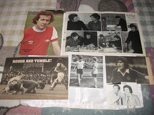 6 SIGNED ARSENAL FC CUTTINGS ETC 1960 S ONWARDS RICE STOREY RIX BRADY NEILL +++ - Picture 1 of 5