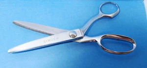 Vintage Singer Pinking Shear Scissors Sewing No. 209 Brazil 9 Inches - Picture 1 of 5