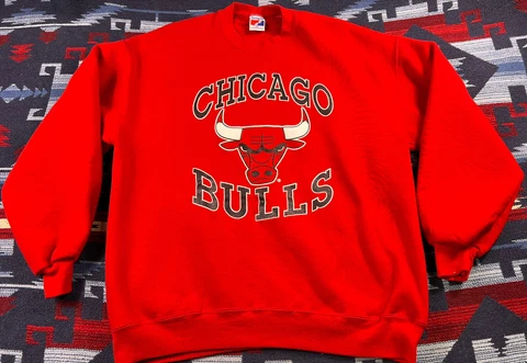 Chicago Bulls Vintage 1990s NBA Basketball Crewneck 90s Jordan Sweatshirt L/XL Cover