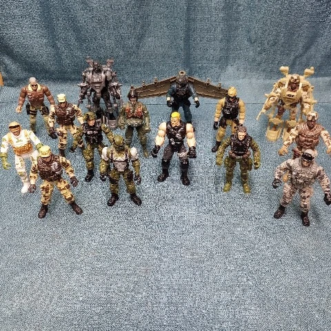 Chap Mei True Heroes Sentinel 1 Soldiers & Assorted  Military Figures Lot Of 15 Cover