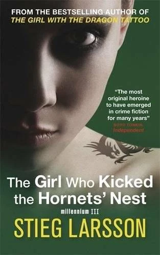 The Girl Who Kicked the Hornets' Nest - Paperback By Larsson, Stieg - GOOD Foto 1 de 1